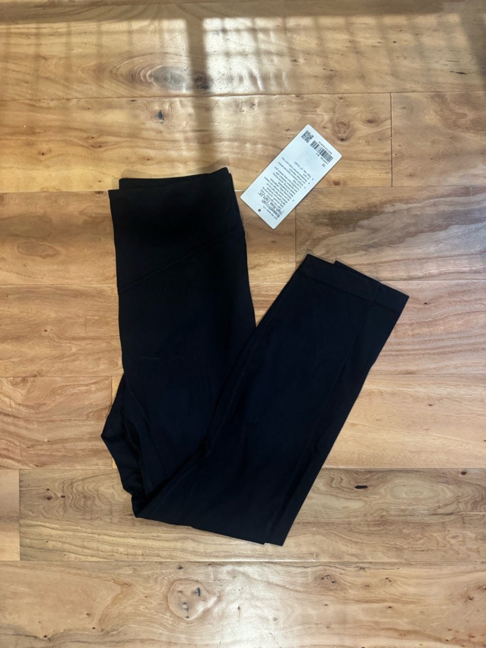 Lululemon Breezethrough HR Tight 25”